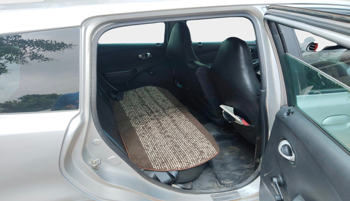 2018 Datsun Go Plus T, Petrol, Manual, 92,703 km, interior