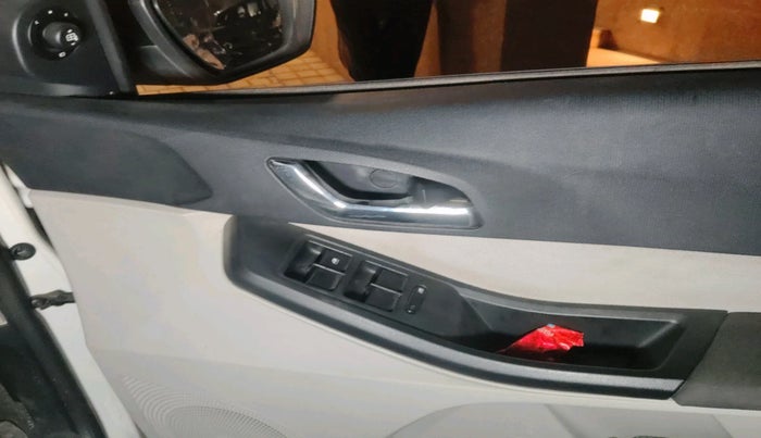 2023 Tata TIGOR XZ PLUS CNG, Petrol, Manual, 29,472 km, interior