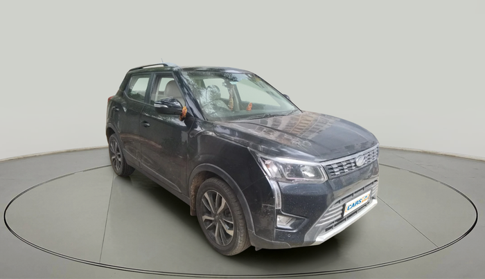 2019 Mahindra XUV300 W8 (O) 1.5 DIESEL, Diesel, Manual, 85,864 km, exterior