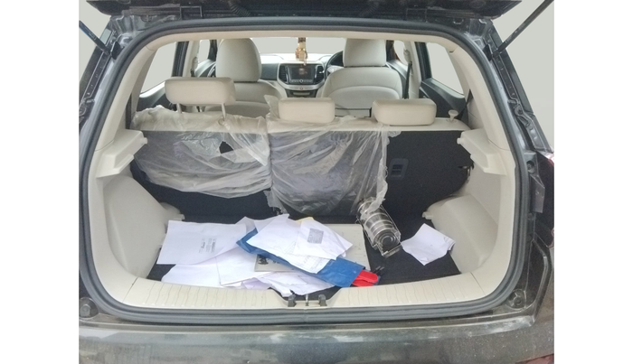 2019 Mahindra XUV300 W8 (O) 1.5 DIESEL, Diesel, Manual, 85,864 km, exterior