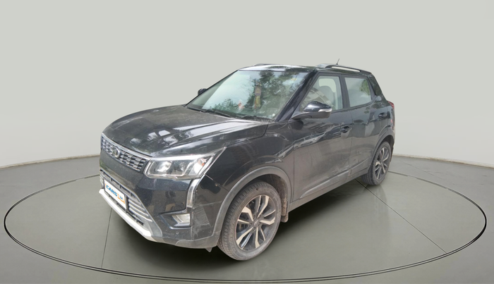 2019 Mahindra XUV300 W8 (O) 1.5 DIESEL, Diesel, Manual, 85,864 km, exterior