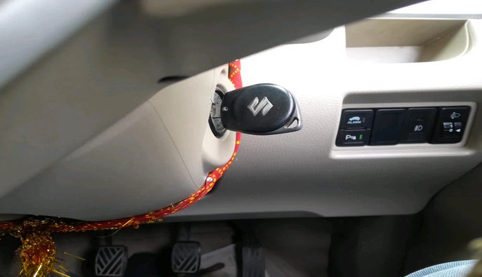 2018 Maruti Ertiga VXI, Petrol, Manual, 80,000 km, interior