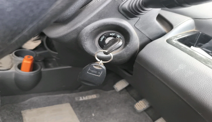 2012 Chevrolet Beat LT OPT PETROL, Petrol, Manual, 33,124 km, interior