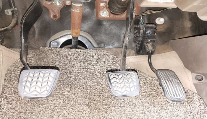 2016 Toyota Innova 2.5 GX 7 STR, Diesel, Manual, 1,27,048 km, interior