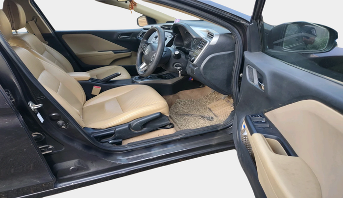 2018 Honda City 1.5L I-VTEC SV, Petrol, Manual, 77,417 km, interior