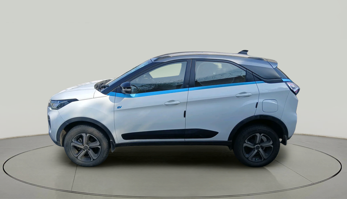 2023 Tata NEXON EV XZ PLUS, Electric, Automatic, 26,939 km, exterior