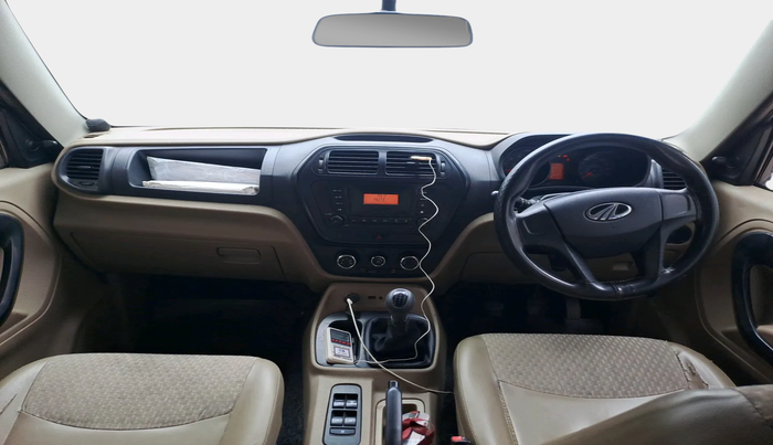 2016 Mahindra TUV300 T6, Diesel, Manual, 63,168 km, interior