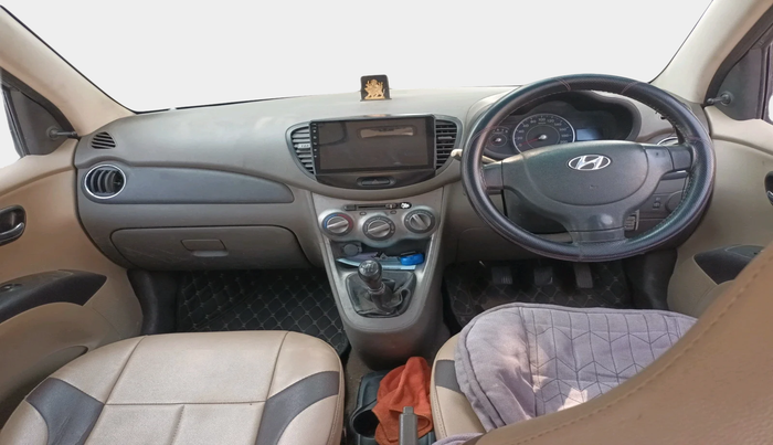 2012 Hyundai i10 MAGNA 1.1, Petrol, Manual, 95,640 km, interior