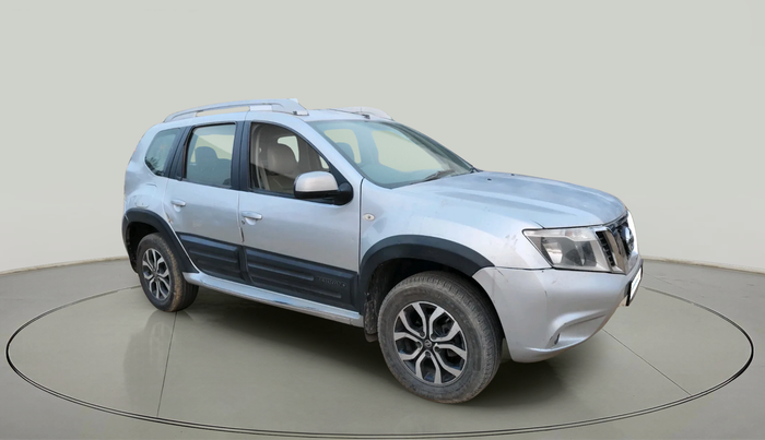 2014 Nissan Terrano XV D THP 110 PS, Diesel, Manual, 1,20,577 km, exterior