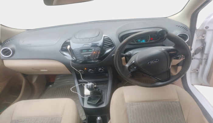 2015 Ford New Figo TREND 1.5L DIESEL, Diesel, Manual, 97,110 km, interior
