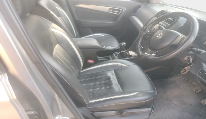 2018 Maruti Vitara Brezza ZDI, Diesel, Manual, 68,935 km, interior