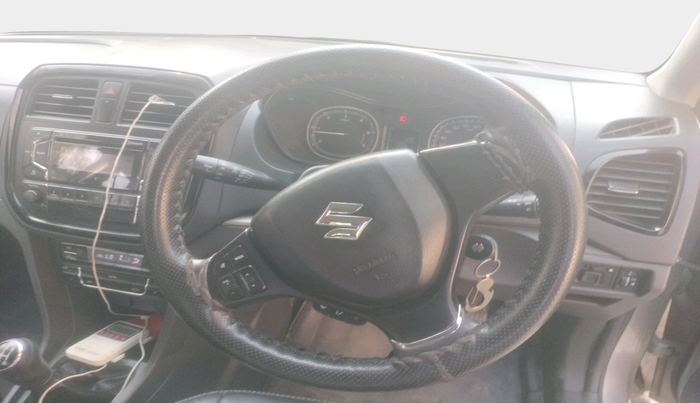 2018 Maruti Vitara Brezza ZDI, Diesel, Manual, 68,935 km, interior