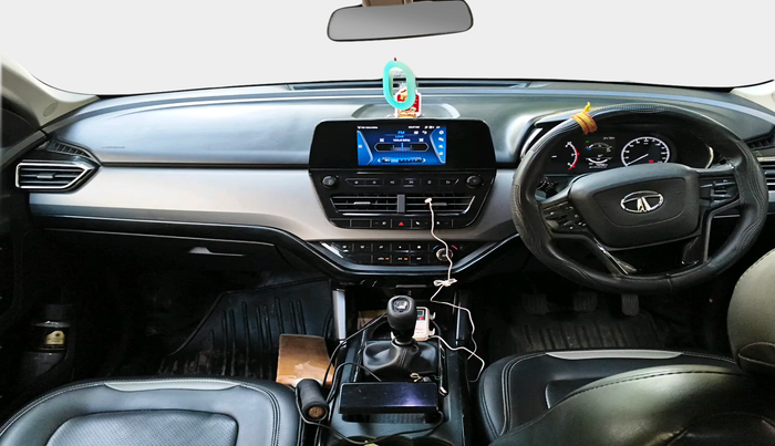 2021 Tata Harrier XT PLUS 2.0L KRYOTEC DARK EDITON, Diesel, Manual, 73,266 km, interior