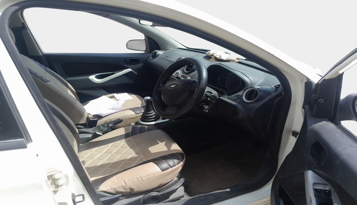 2010 Ford Figo TITANIUM 1.4 DIESEL, Diesel, Manual, 13,448 km, interior
