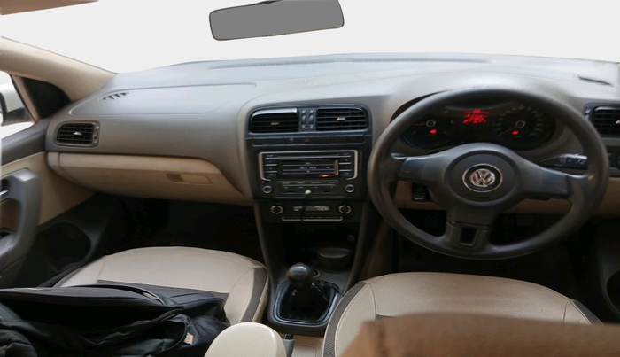 2013 Volkswagen Vento COMFORTLINE DIESEL 1.6, Diesel, Manual, 1,31,389 km, interior