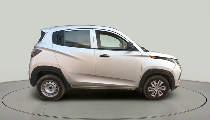 2017 Mahindra KUV 100 NXT K2 D 6S, Diesel, Manual, 1,32,577 km, exterior