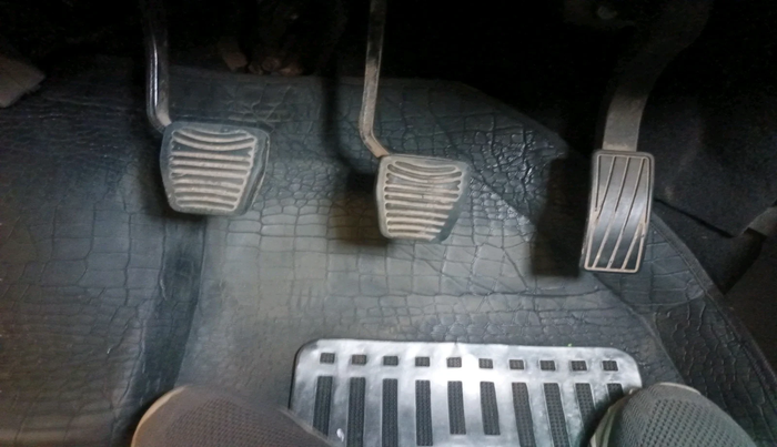 2017 Mahindra KUV 100 NXT K2 D 6S, Diesel, Manual, 1,32,577 km, interior