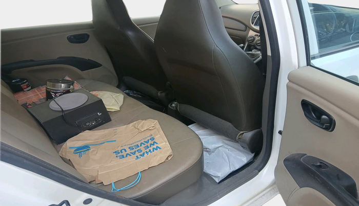 2014 Hyundai i10 MAGNA 1.1, Petrol, Manual, 90,515 km, interior