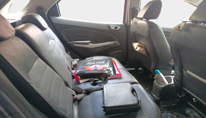 2014 Ford Ecosport TITANIUM 1.5L DIESEL (OPT), Diesel, Manual, 1,33,004 km, interior