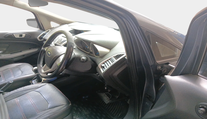 2014 Ford Ecosport TITANIUM 1.5L DIESEL (OPT), Diesel, Manual, 1,33,004 km, interior