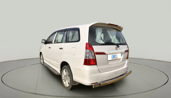 2015 Toyota Innova 2.5 GX 7 STR, Diesel, Manual, 91,883 km, exterior