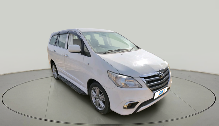 2015 Toyota Innova 2.5 GX 7 STR, Diesel, Manual, 91,883 km, exterior