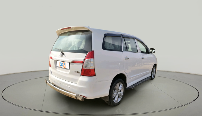 2015 Toyota Innova 2.5 GX 7 STR, Diesel, Manual, 91,883 km, exterior