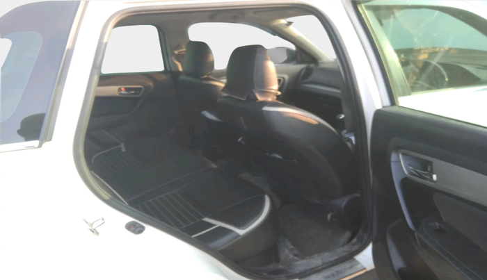 2018 Maruti Vitara Brezza ZDI, Diesel, Manual, 73,563 km, interior