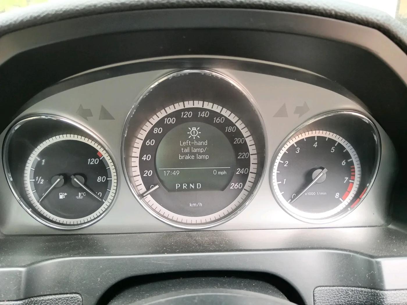 2010 Mercedes Benz C Class C 200 CGI ELEGANCE, Petrol, Automatic, 5,50,000 km, interior