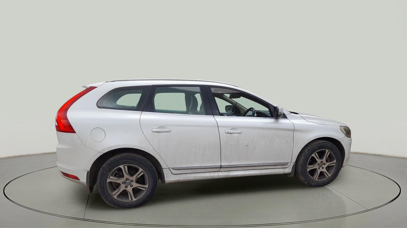 2013 Volvo XC 60 D4 SUMMUM, Diesel, Automatic, 1,33,503 km, exterior
