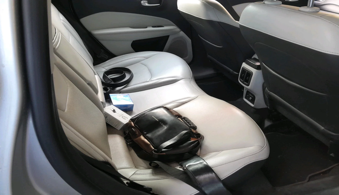 2017 Jeep Compass LIMITED 2.0 DIESEL, Diesel, Manual, 1,27,222 km, interior