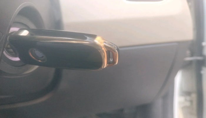 2016 Tata Zest XMS PETROL, Petrol, Manual, 80,107 km, interior