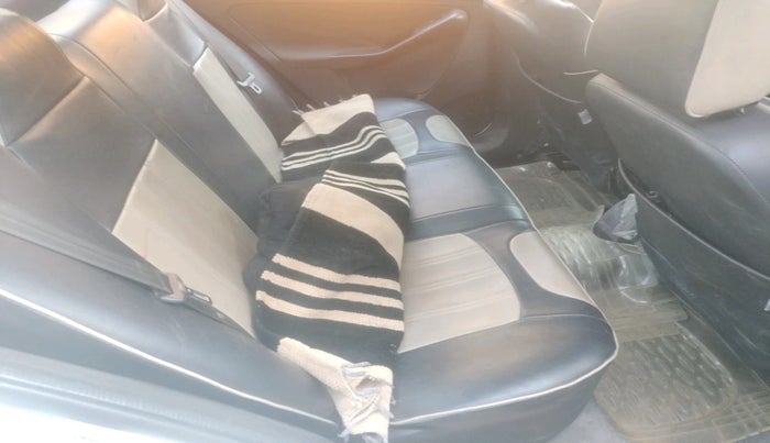 2016 Tata Zest XMS PETROL, Petrol, Manual, 80,107 km, interior