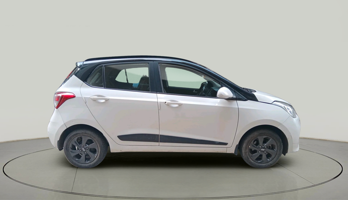 2018 Hyundai Grand i10 SPORTZ 1.2 KAPPA VTVT DUAL TONE, Petrol, Manual, 30,018 km, exterior