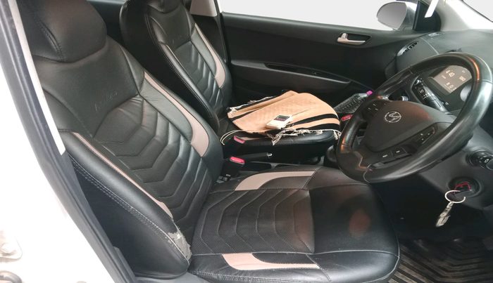 2018 Hyundai Grand i10 SPORTZ 1.2 KAPPA VTVT DUAL TONE, Petrol, Manual, 30,018 km, interior