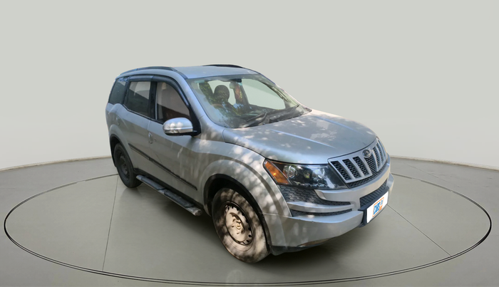 2015 Mahindra XUV500 W6, Diesel, Manual, 1,29,846 km, exterior