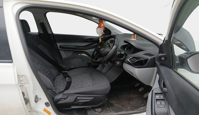 2022 Tata Tiago XT PETROL, Petrol, Manual, 57,731 km, interior
