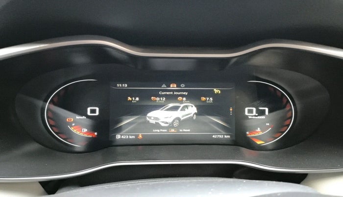 2022 MG ASTOR SHARP EX 1.5 MT, Petrol, Manual, 42,792 km, interior