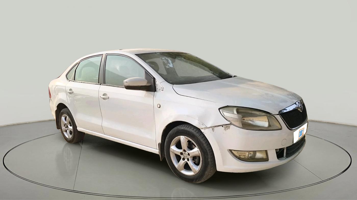 2011 Skoda Rapid ELEGANCE 1.6 TDI CR MT, Diesel, Manual, 1,35,887 km, exterior