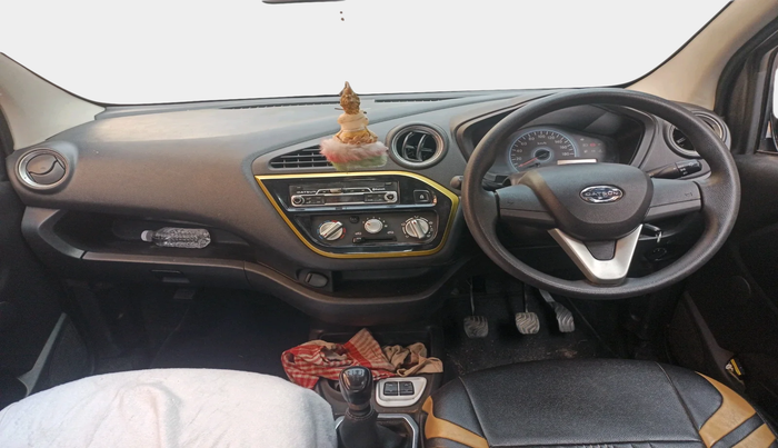 2017 Datsun Redi Go GOLD LIMITED EDITION, Petrol, Manual, 15,399 km, interior