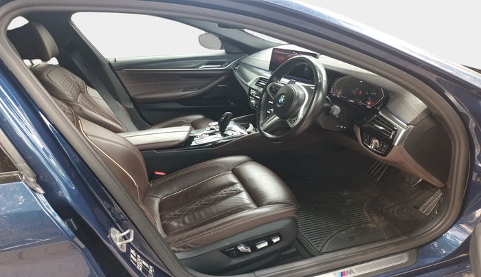 2022 BMW 5 Series 530d M Sport, Diesel, Automatic, 23,651 km, interior