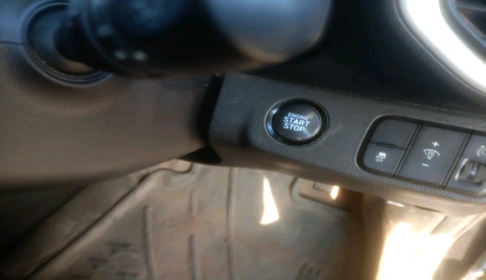 2019 Hyundai VENUE SX(O) 1.4 CRDI, Diesel, Manual, 1,02,085 km, interior