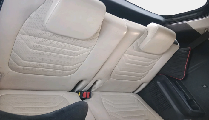 2022 KIA CARENS LUXURY PLUS 1.5 DIESEL 7 STR, Diesel, Manual, 91,917 km, interior