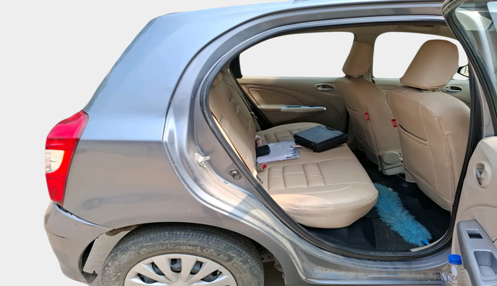 2018 Toyota Etios Liva V, Petrol, Manual, 95,452 km, interior