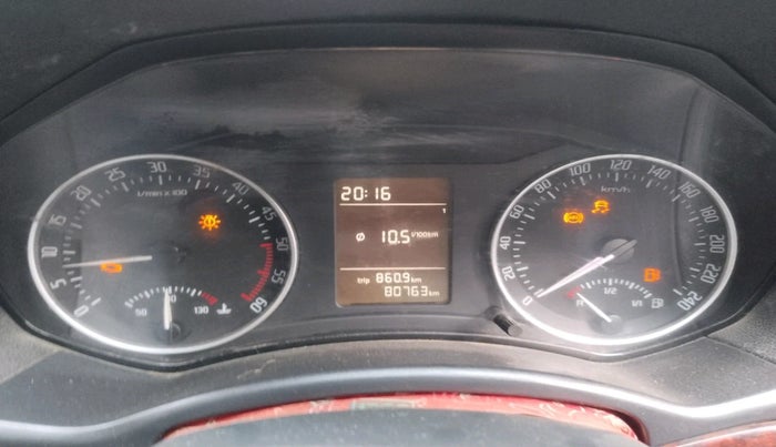 2011 Skoda Laura ELEGANCE 2.0 TDI CR MT, Diesel, Manual, 80,763 km, interior