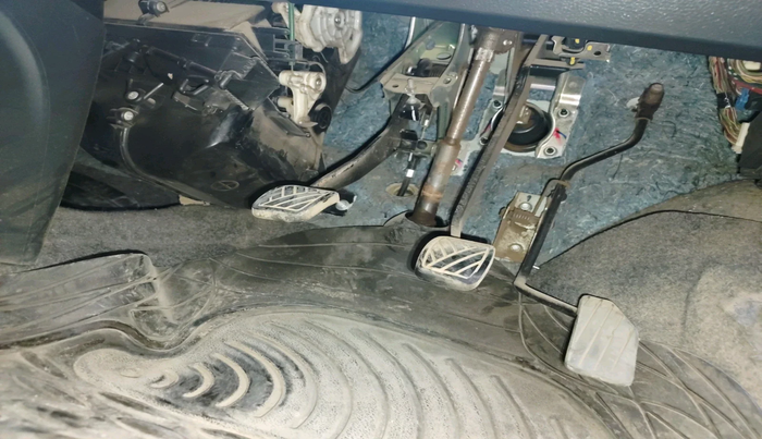 2011 Maruti Wagon R 1.0 LXI, Petrol, Manual, 1,06,735 km, interior