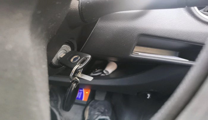 2018 Datsun Go Plus T, Petrol, Manual, 46,627 km, interior