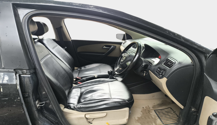 2014 Volkswagen Polo HIGHLINE1.2L, Petrol, Manual, 86,702 km, interior