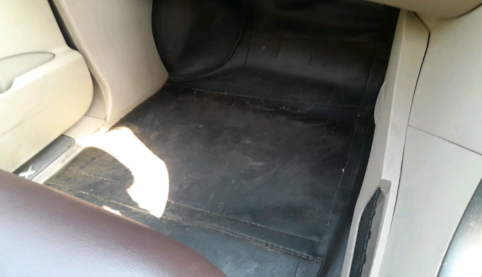 2017 Mahindra XUV500 W10, Diesel, Manual, 1,34,341 km, interior