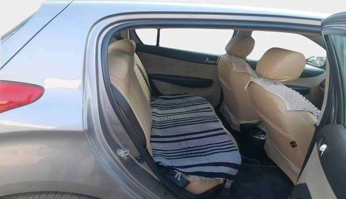 2013 Hyundai i20 MAGNA 1.2, Petrol, Manual, 67,163 km, interior